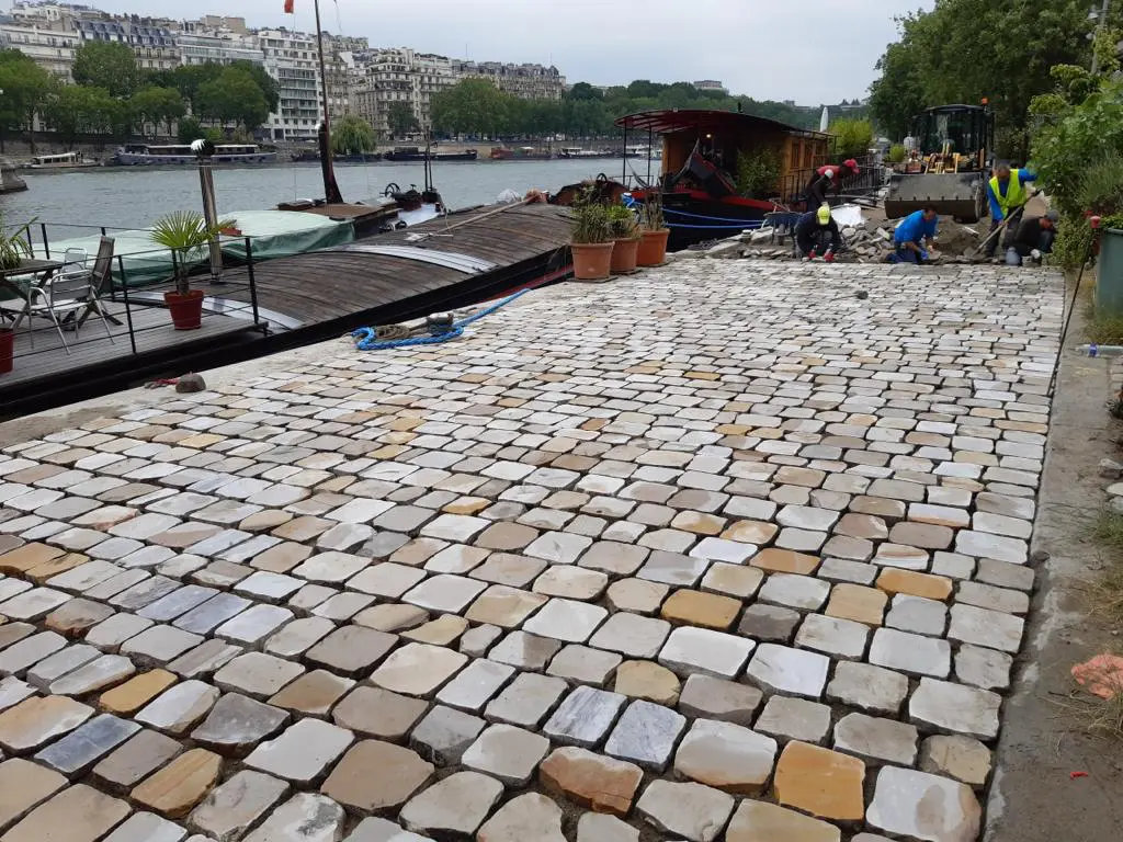 Pavé en Grès Ancien Scié de Réemploi