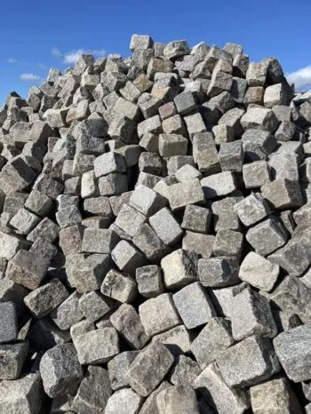 Pavé en Granit Ancien de Réemploi