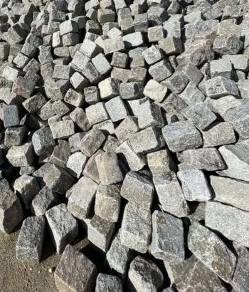 Pavé en Granit Ancien de Réemploi