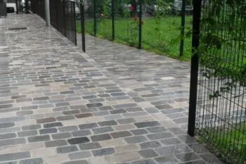 Pavé en Granit Ancien de Réemploi Scié - 14 cm X 20 cm, 10-12 cm