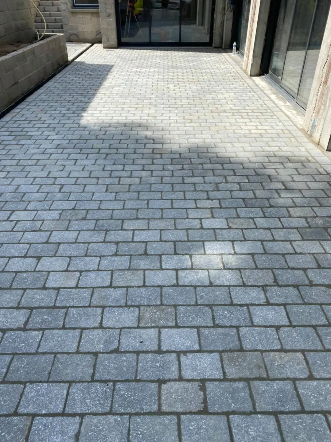 Pavé en Calcaire Gris Naturel - 20 cm X 14 cm, 5-7 cm