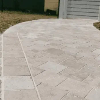 Pavé en Travertin Deuxième Choix Mix (Standard) - 15,3 cm X 15,3 cm X 3 cm